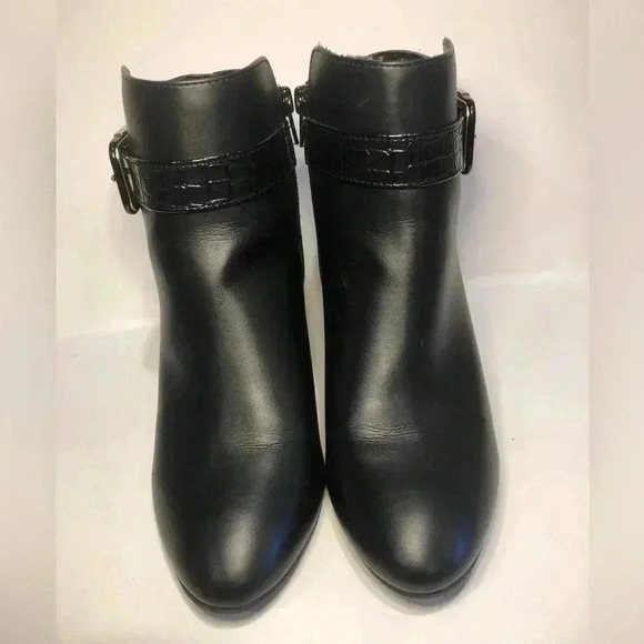 Women’s Snakeskin pattern ankle boots size 6.5 - Picture 3 of 15